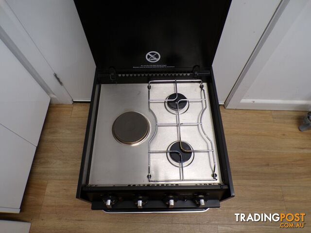 THETFORD TRIPLEX COOKTOP/OVEN - photo 3 of 4