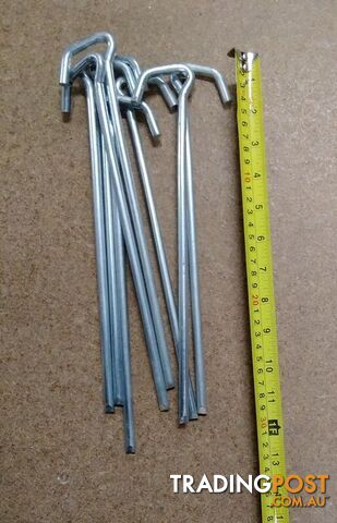 ASSORTED LARGE PEGS - photo 2 of 2