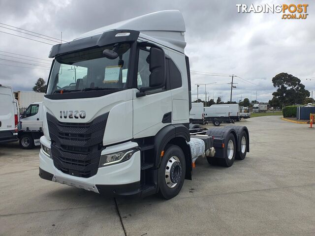 2024 Iveco S-WAY AT600 - photo 2 of 27