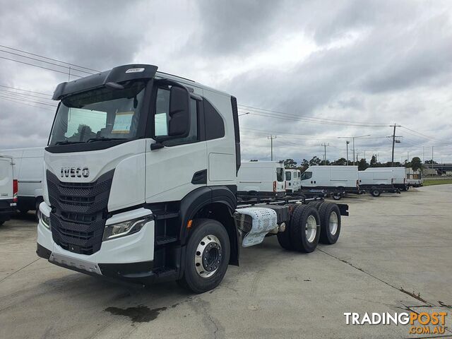 2024 Iveco S-WAY AT460 Tipper Sway AT460 6X4 Tipper - photo 4 of 23