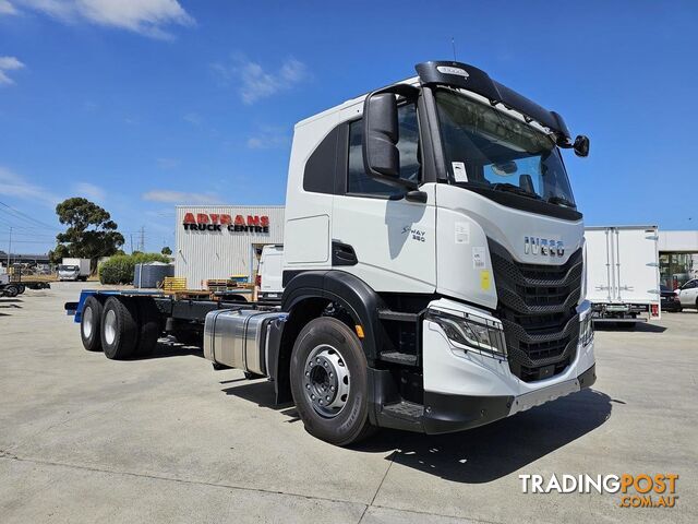 2024 Iveco S-WAY AT230 - photo 3 of 42