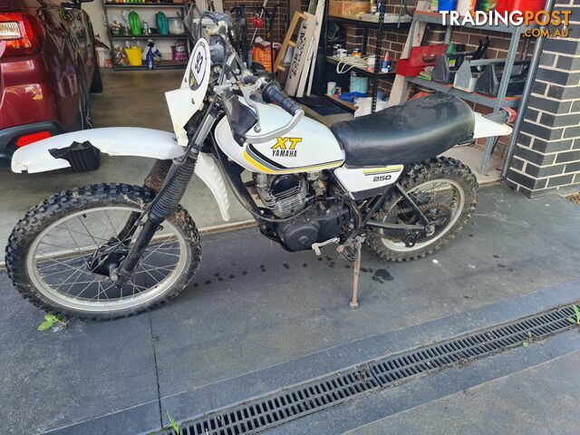 1986 Yamaha XT250