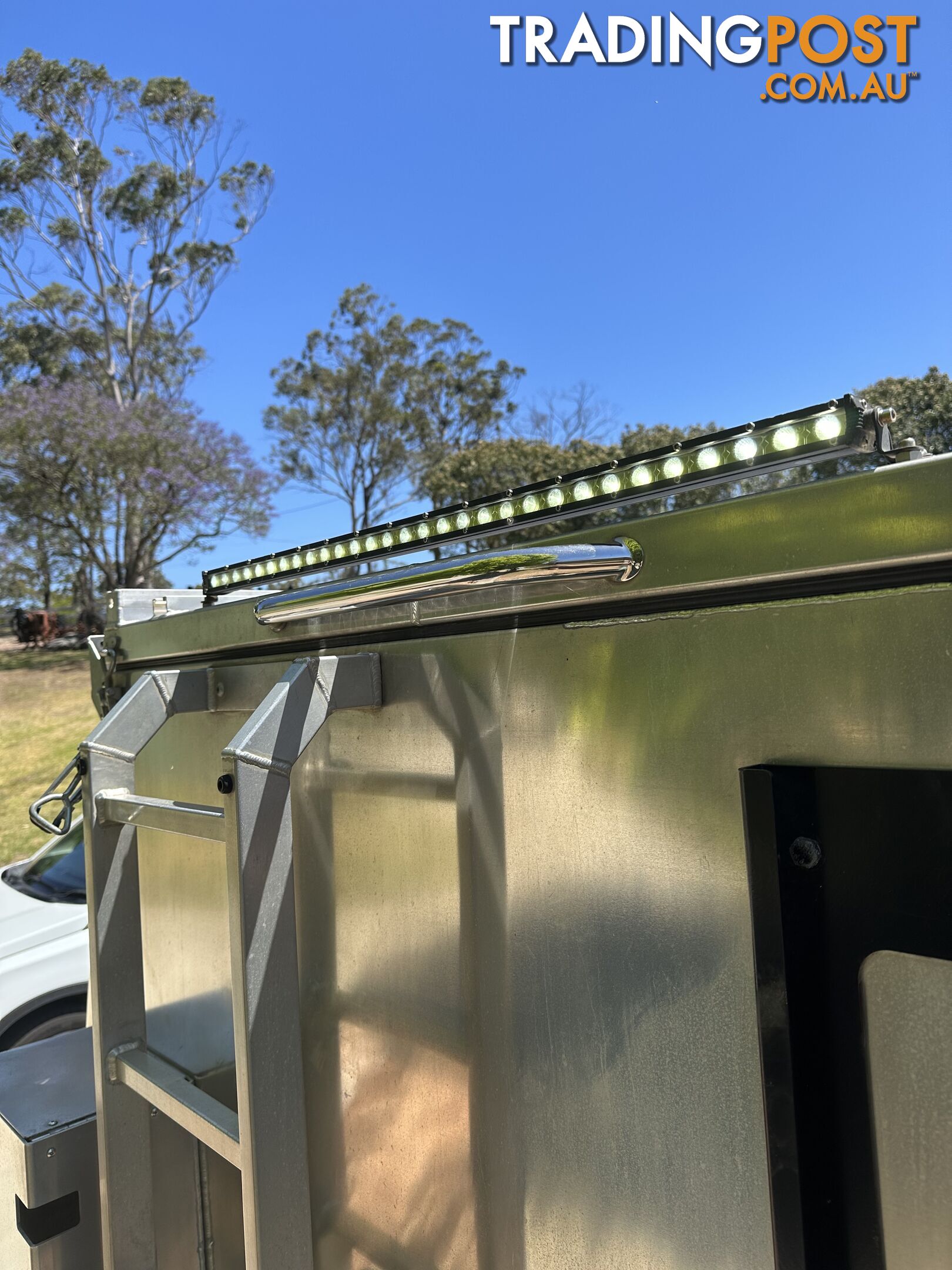 Alloy single cab Dam steel canopy