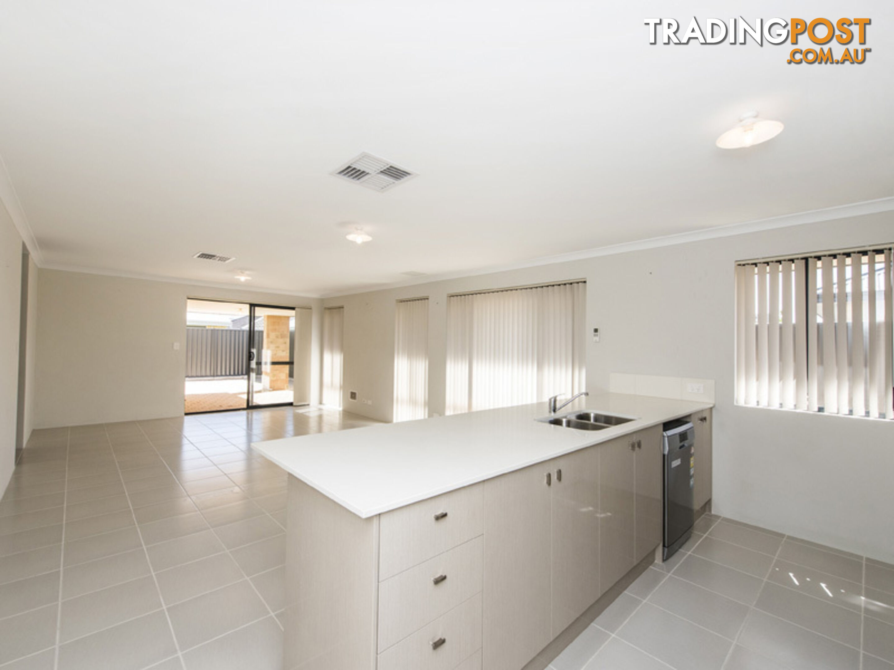 4 Lovage Street TREEBY WA 6164