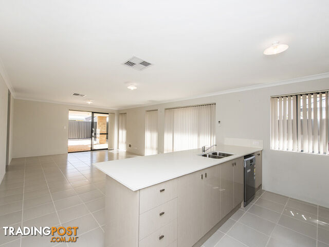 4 Lovage Street TREEBY WA 6164