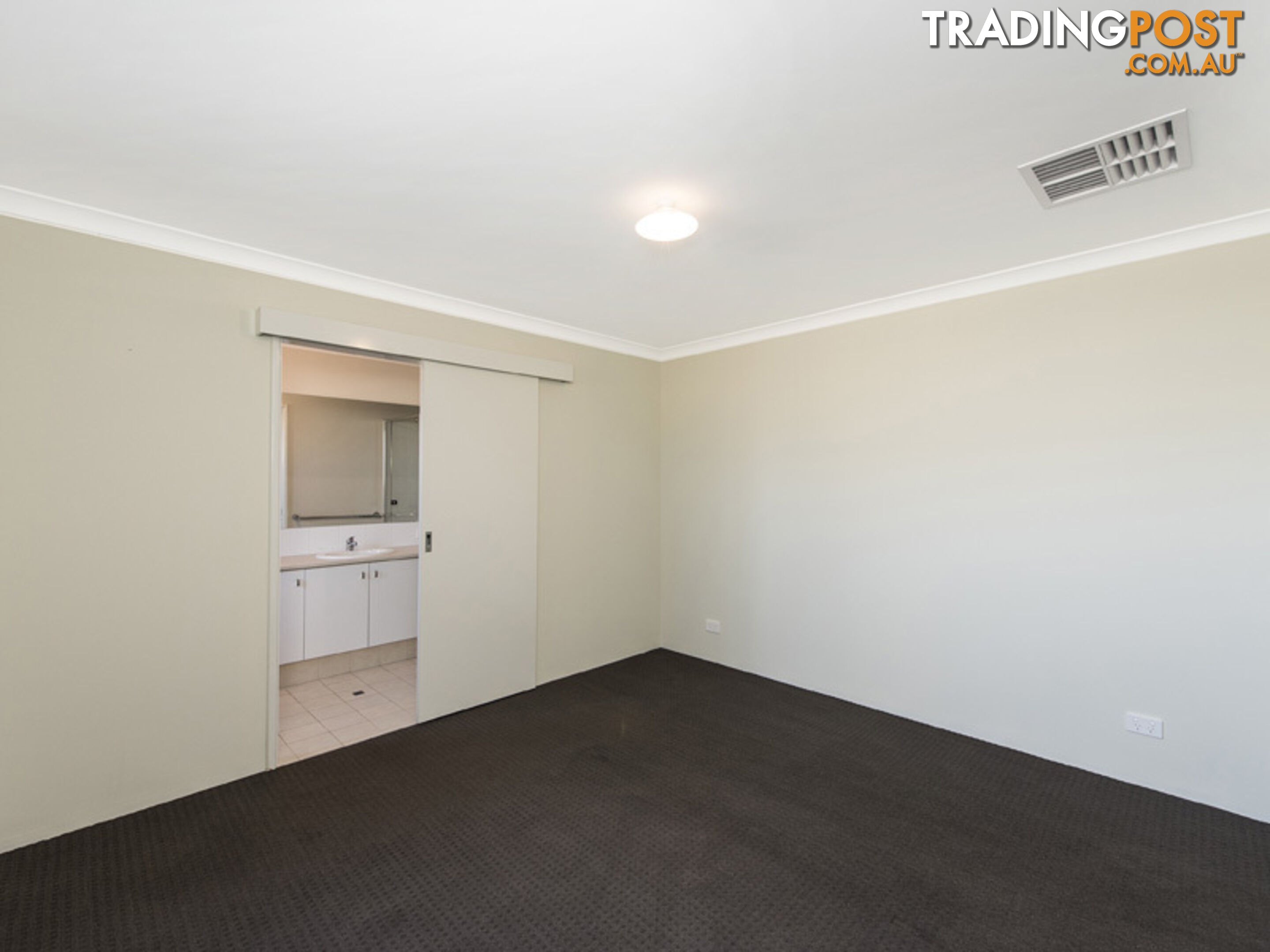 4 Lovage Street TREEBY WA 6164