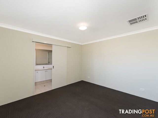 4 Lovage Street TREEBY WA 6164