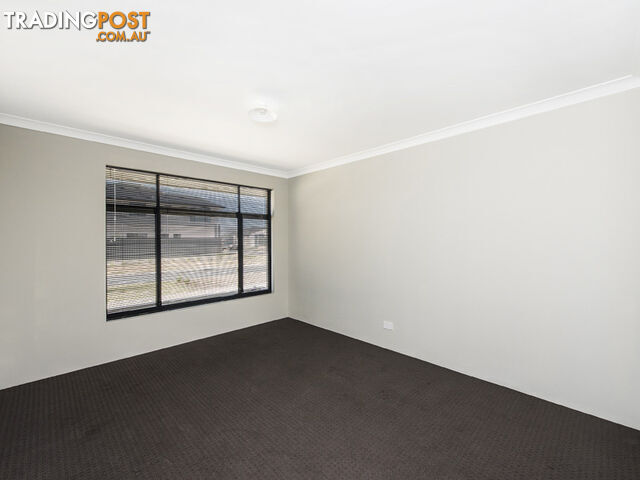 4 Lovage Street TREEBY WA 6164