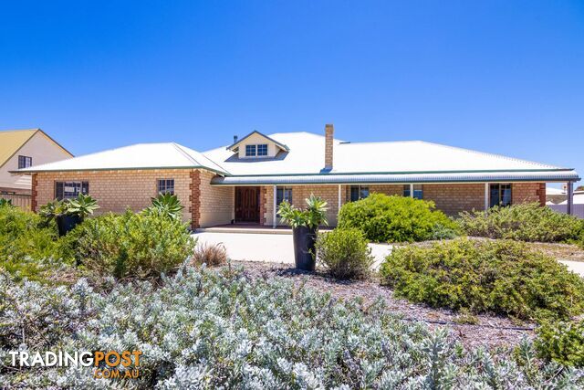 7 Tuart Street LEEMAN WA 6514