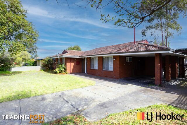 17 Elvington Way THORNLIE WA 6108