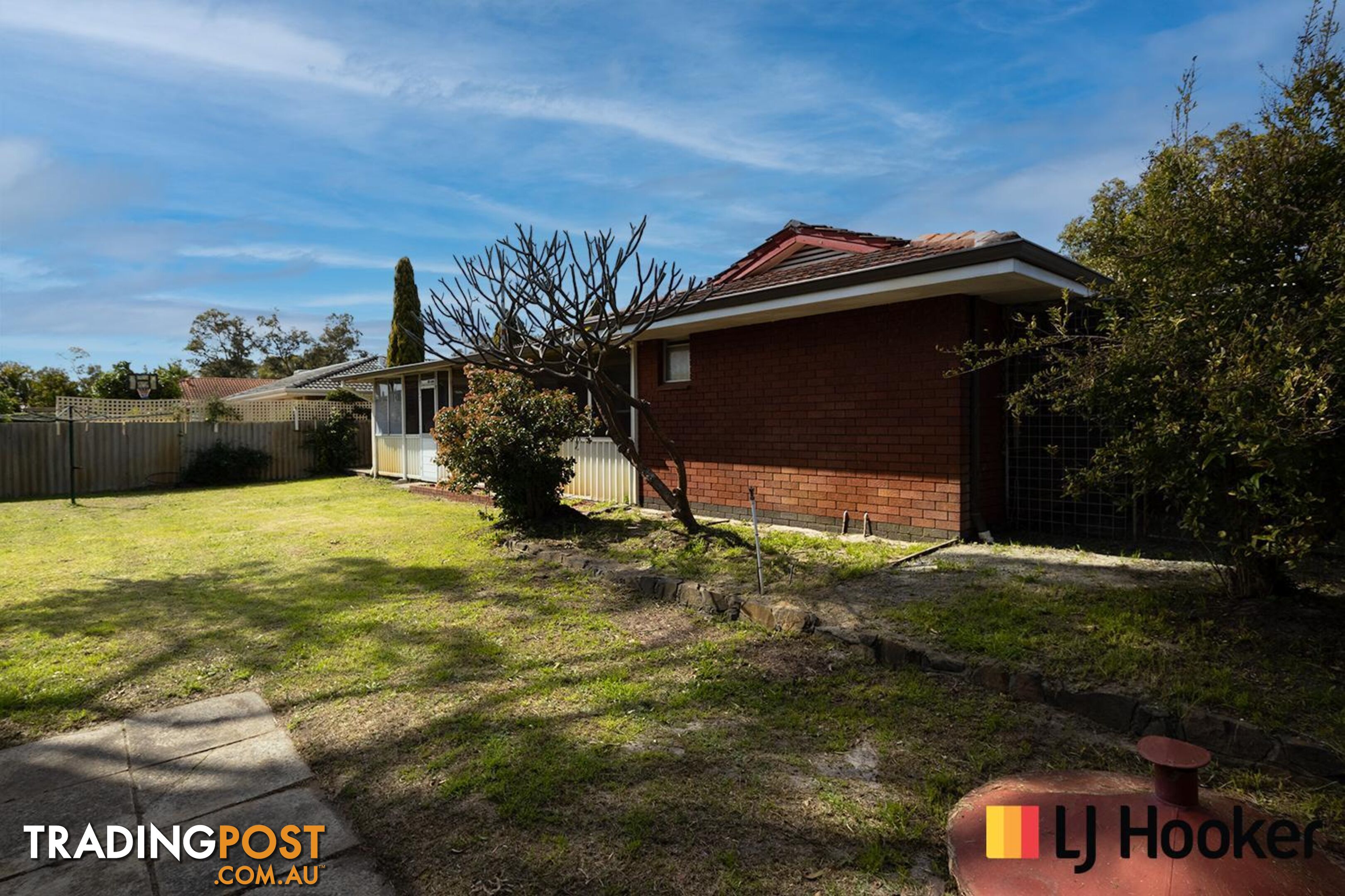 17 Elvington Way THORNLIE WA 6108