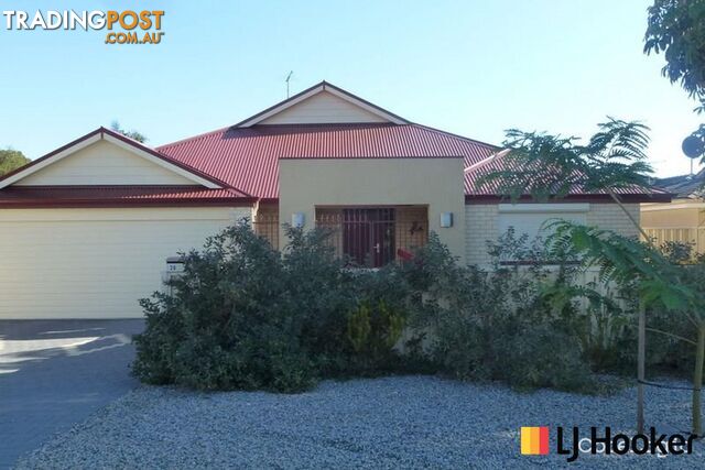 38 Little John Road ARMADALE WA 6112