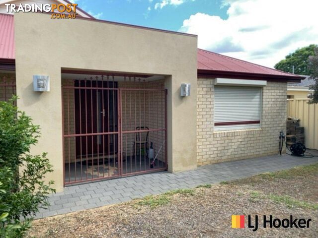 38 Little John Road ARMADALE WA 6112