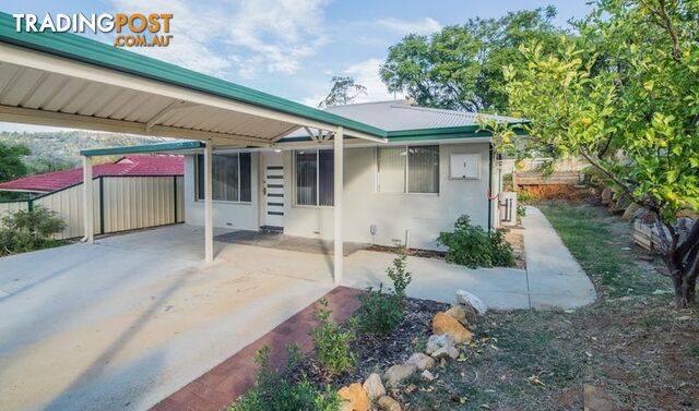 1 Carrigg Crescent MOUNT NASURA WA 6112