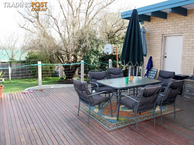 16 Villeneuve Street ALEXANDRA VIC 3714