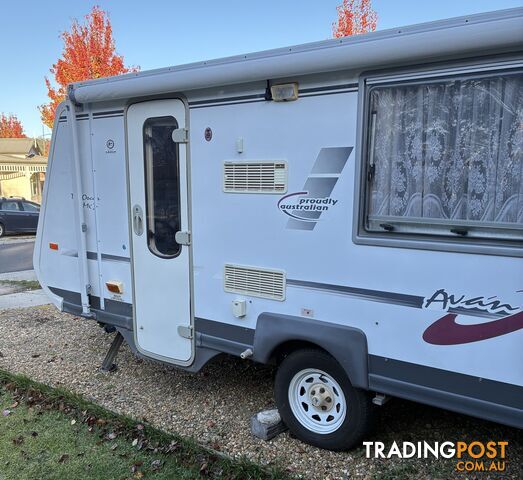 VERY GOOD 2005 Avan OSCAR PT 499