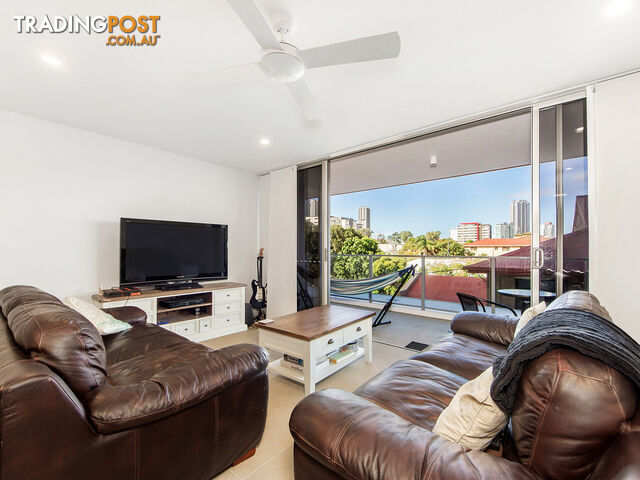 105/26 Spendelove Avenue SOUTHPORT QLD 4215