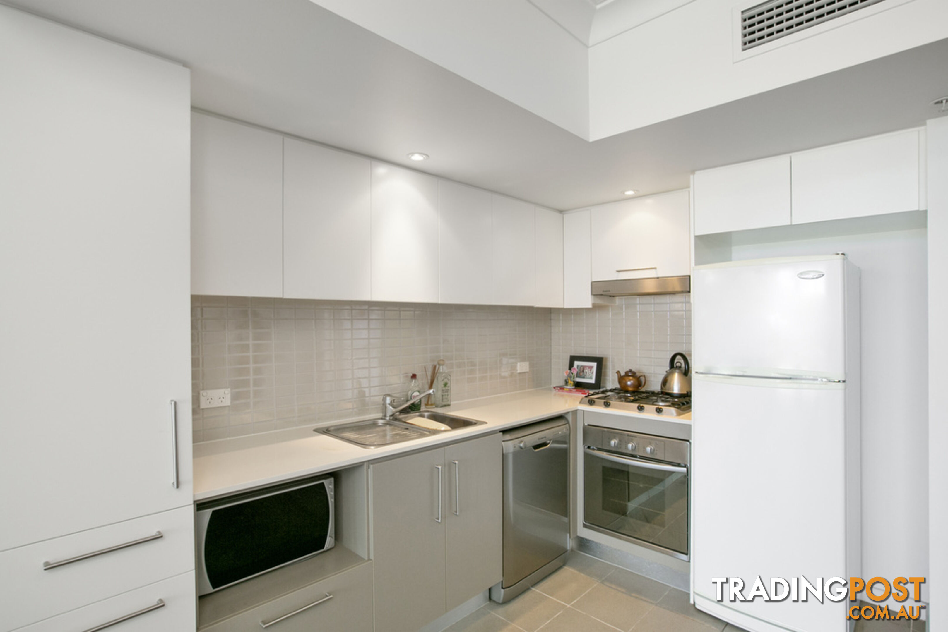 1297/56 Scarborough Street SOUTHPORT QLD 4215