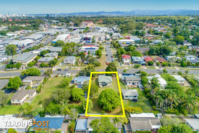 23 Minnie Street SOUTHPORT QLD 4215