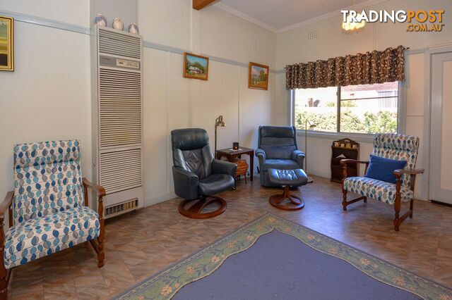 11 Cedar Street LEETON NSW 2705