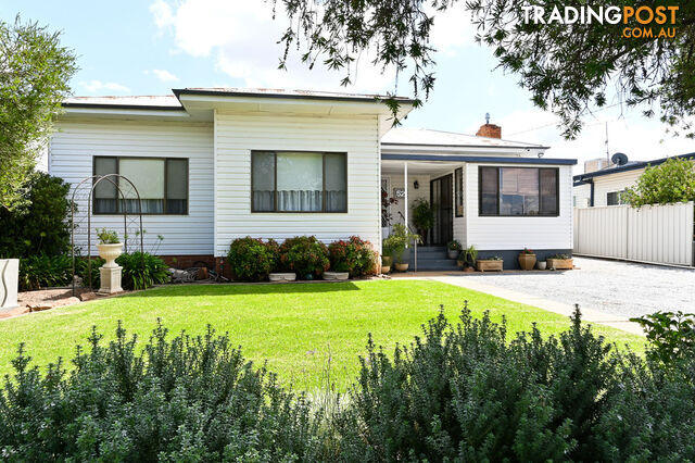 52 Railway Avenue LEETON NSW 2705