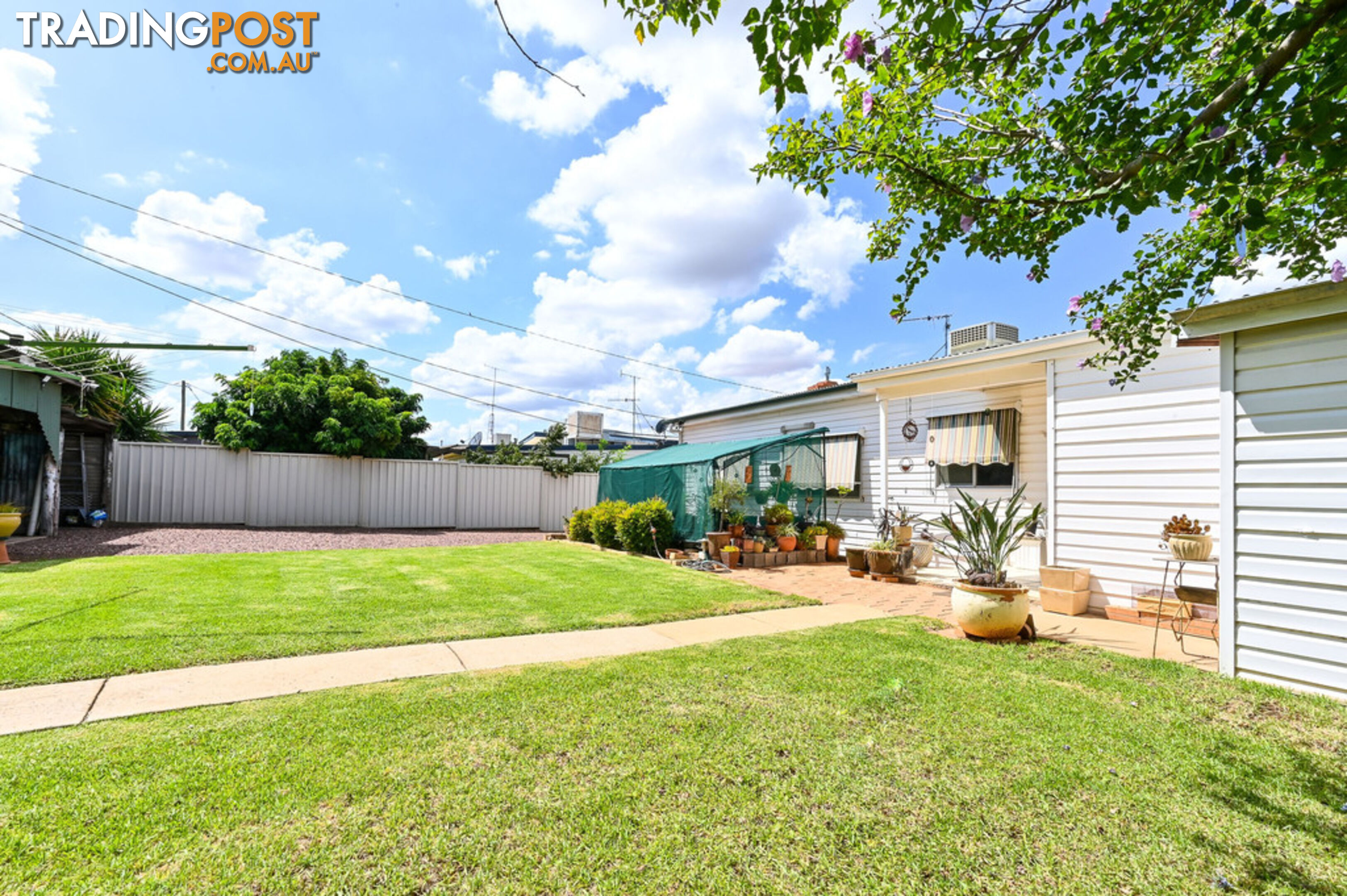 52 Railway Avenue LEETON NSW 2705