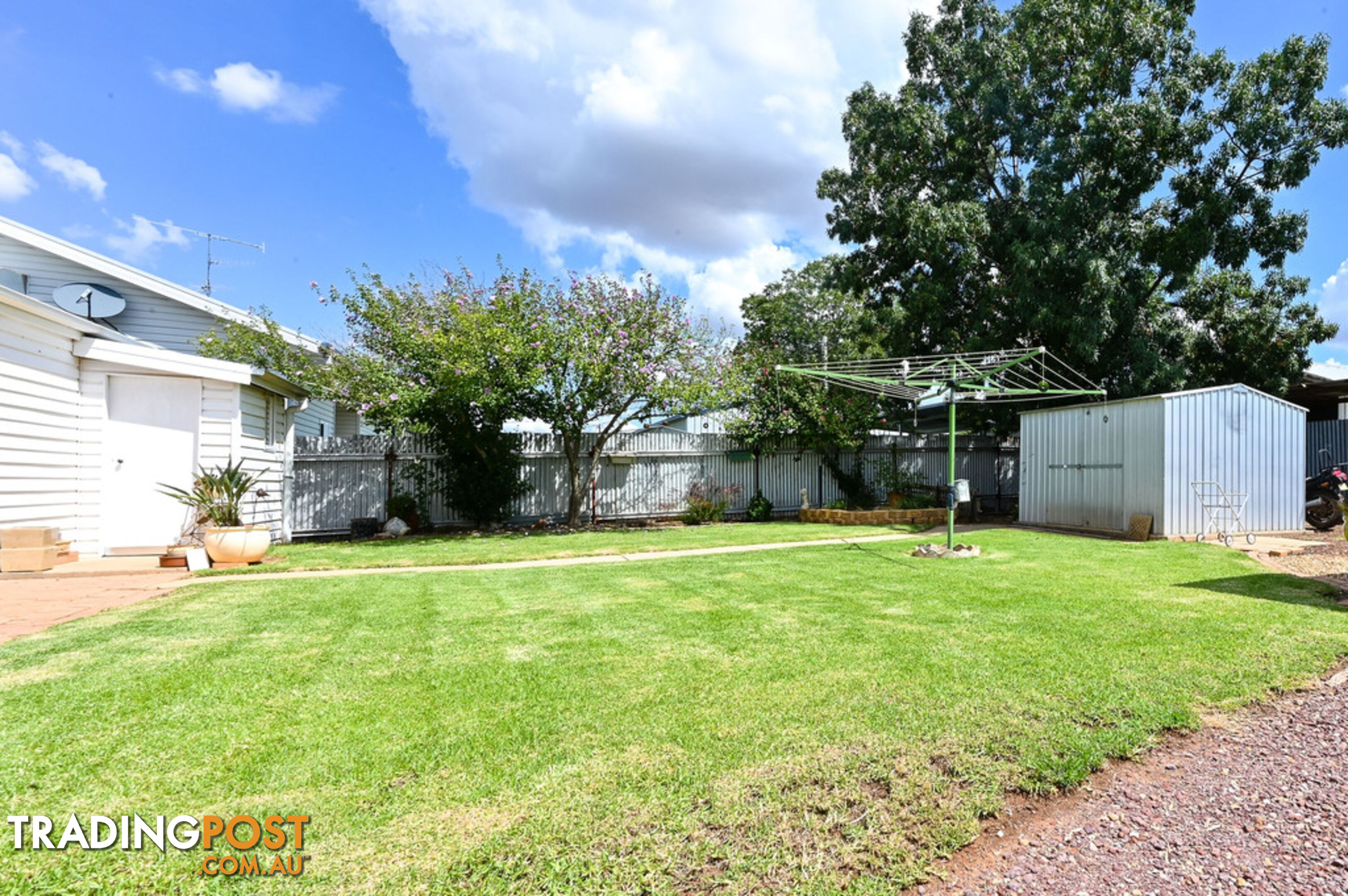 52 Railway Avenue LEETON NSW 2705