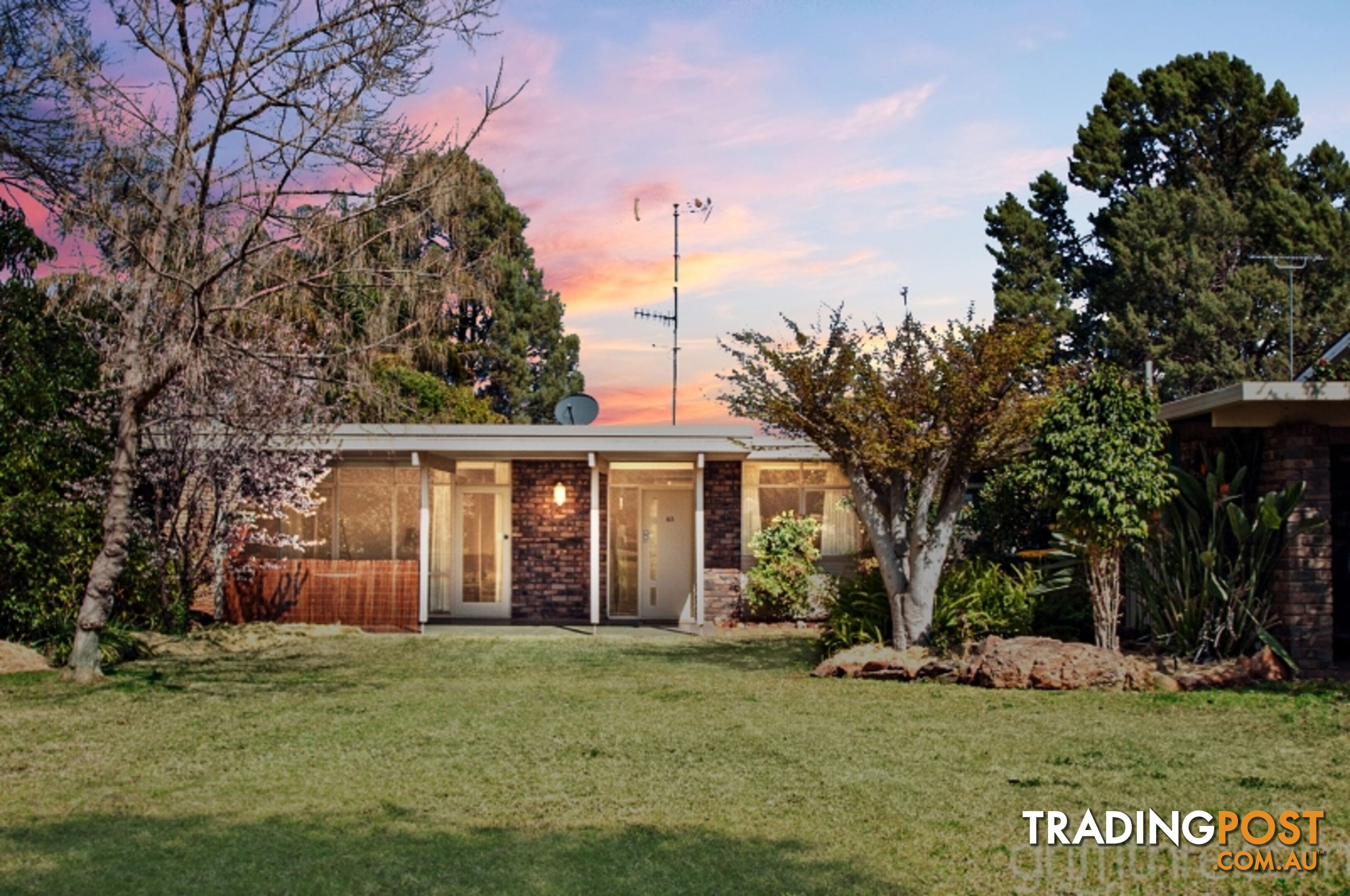 63 Ross Crescent GRIFFITH NSW 2680