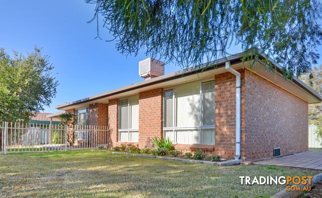 4 Gibson Court GRIFFITH NSW 2680