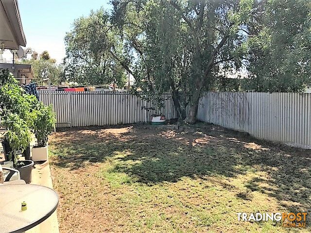 84 Molesworth Street HILLSTON NSW 2675