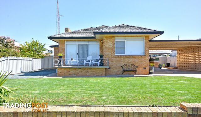 64 Railway Avenue LEETON NSW 2705