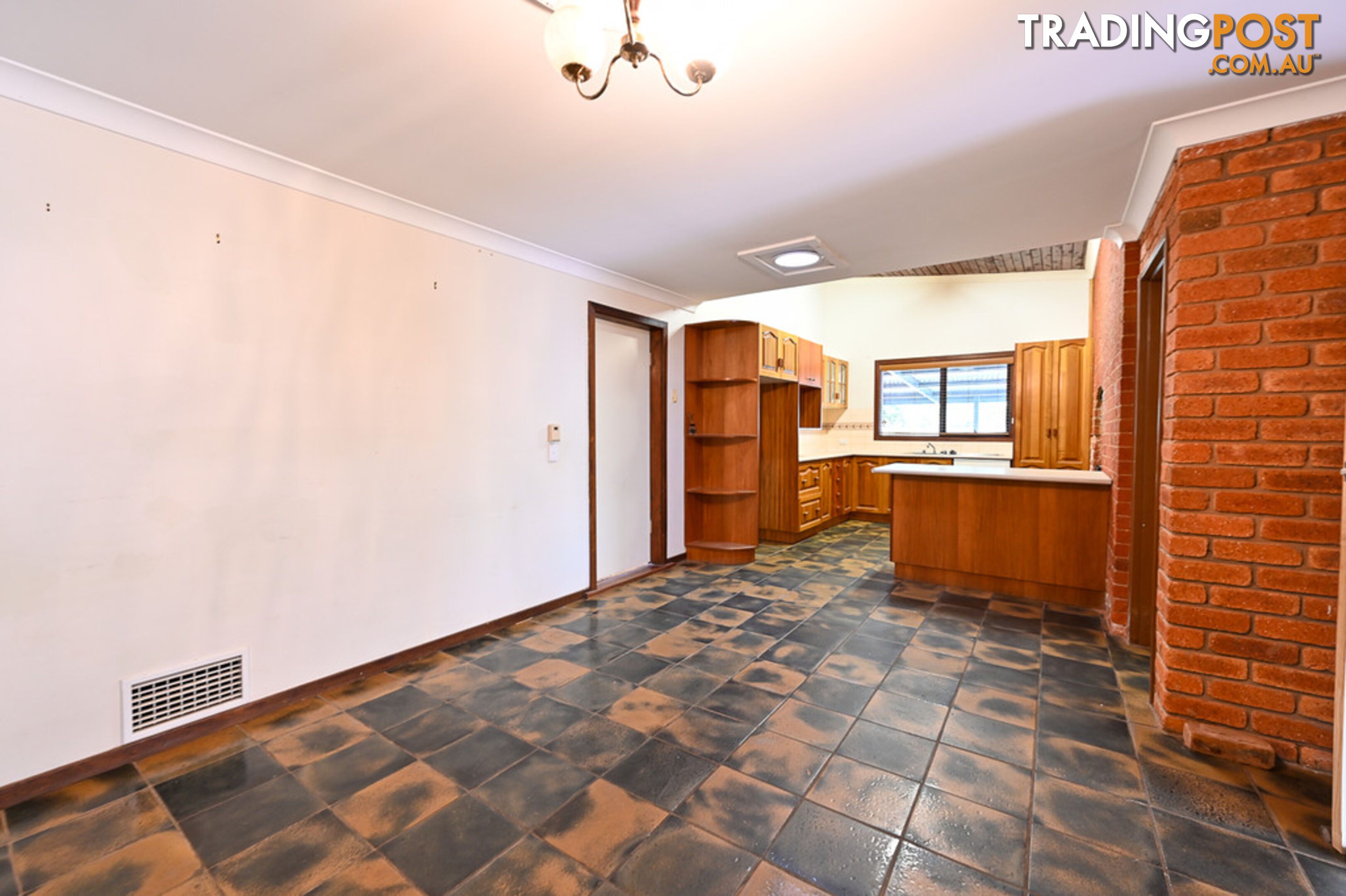 42 Grosvenor NARRANDERA NSW 2700