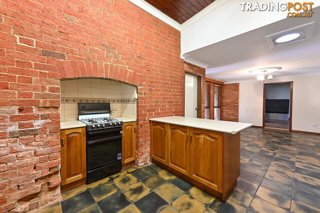 42 Grosvenor NARRANDERA NSW 2700