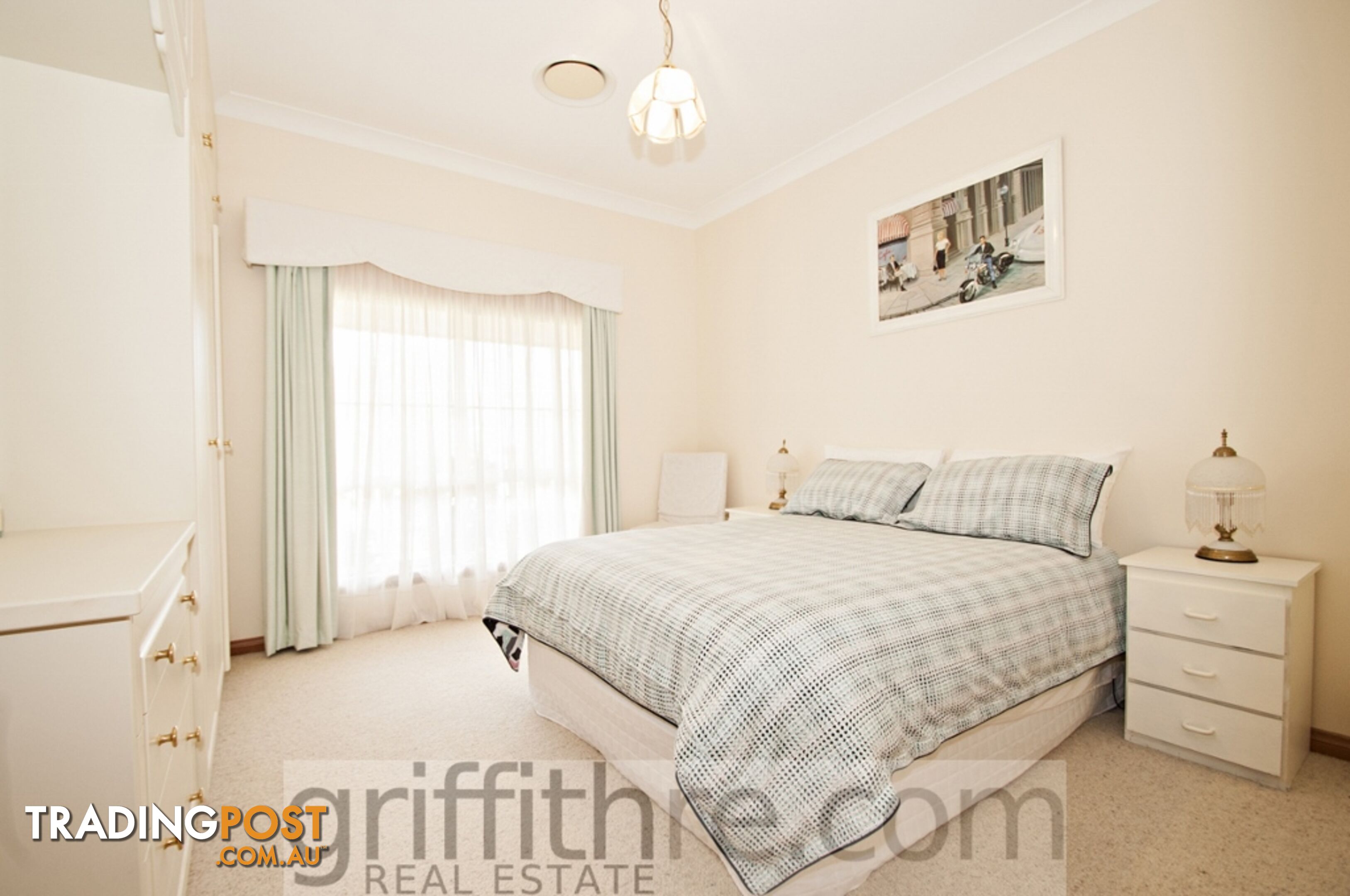 32 Nicholls Street GRIFFITH NSW 2680