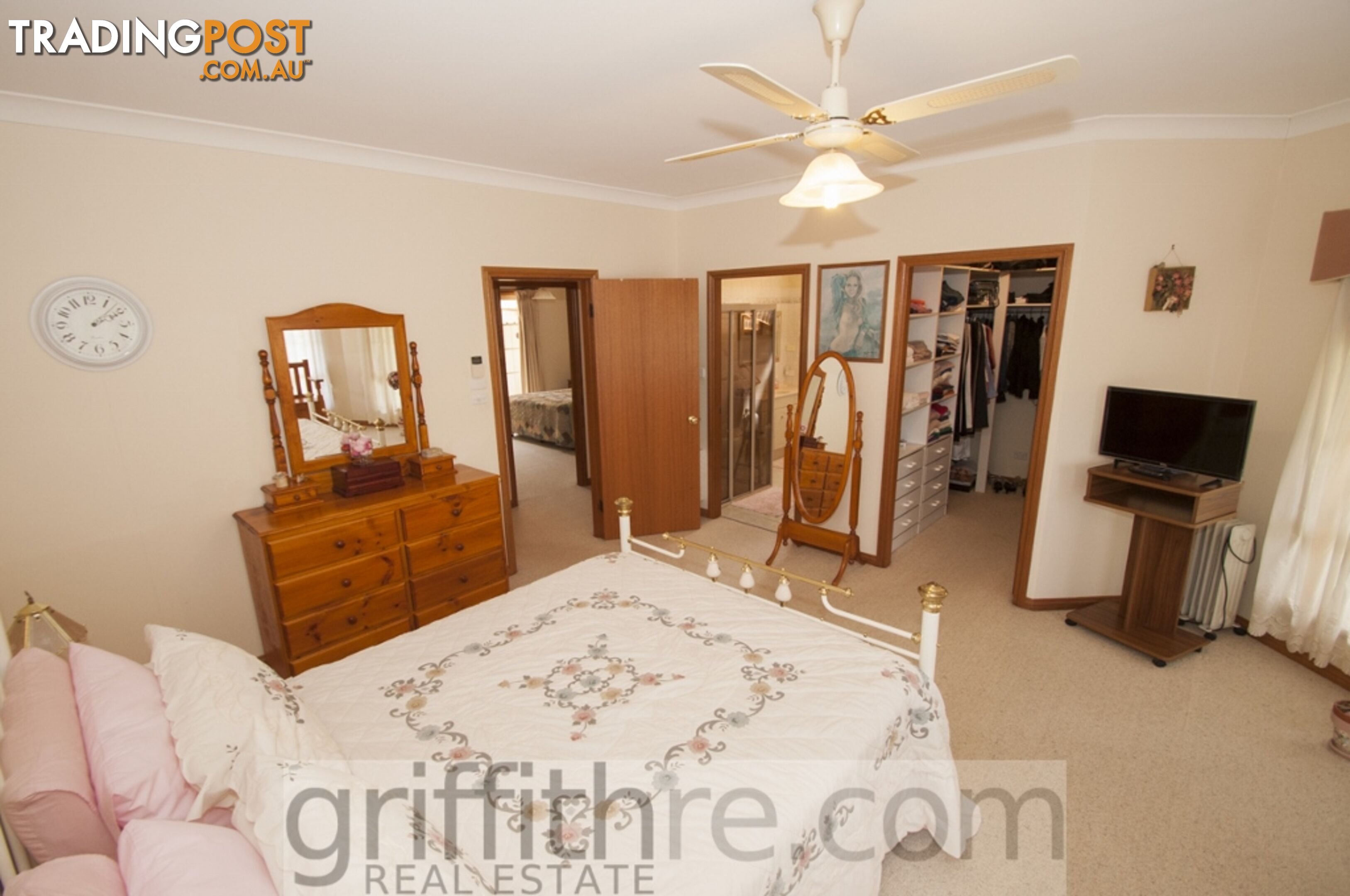 32 Nicholls Street GRIFFITH NSW 2680