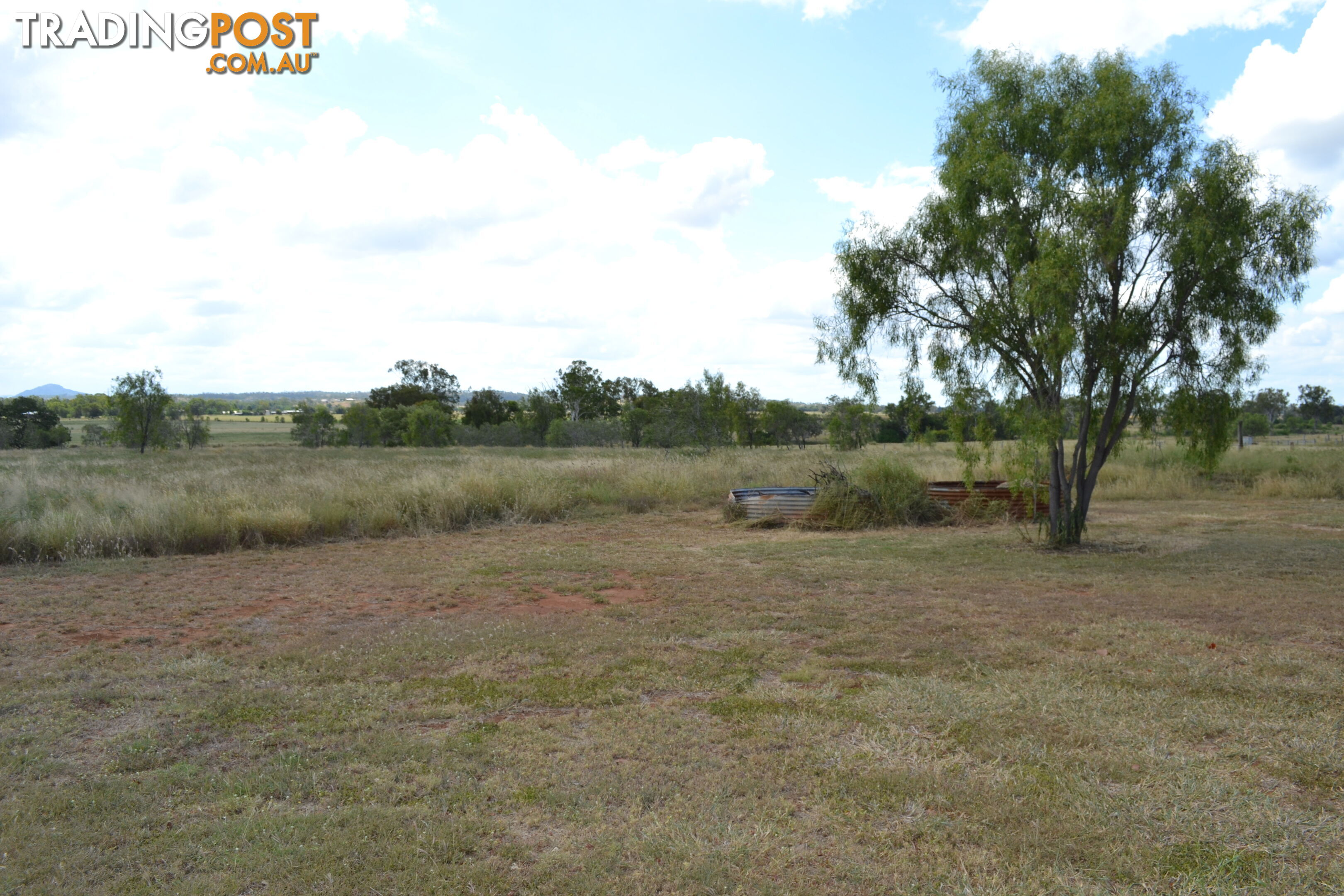 30 Hall Rd Gracemere QLD 4702