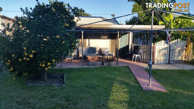 32 Gough St Park Avenue QLD 4701