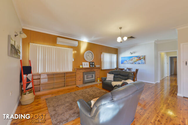 6 Marie Avenue TAMWORTH NSW 2340