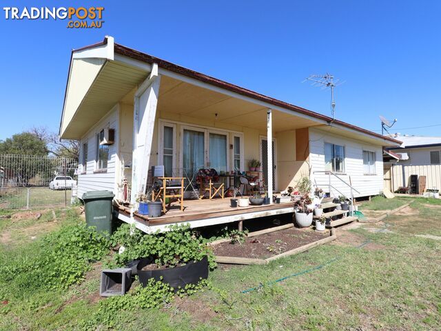 24 Hoffman Street ROMA QLD 4455