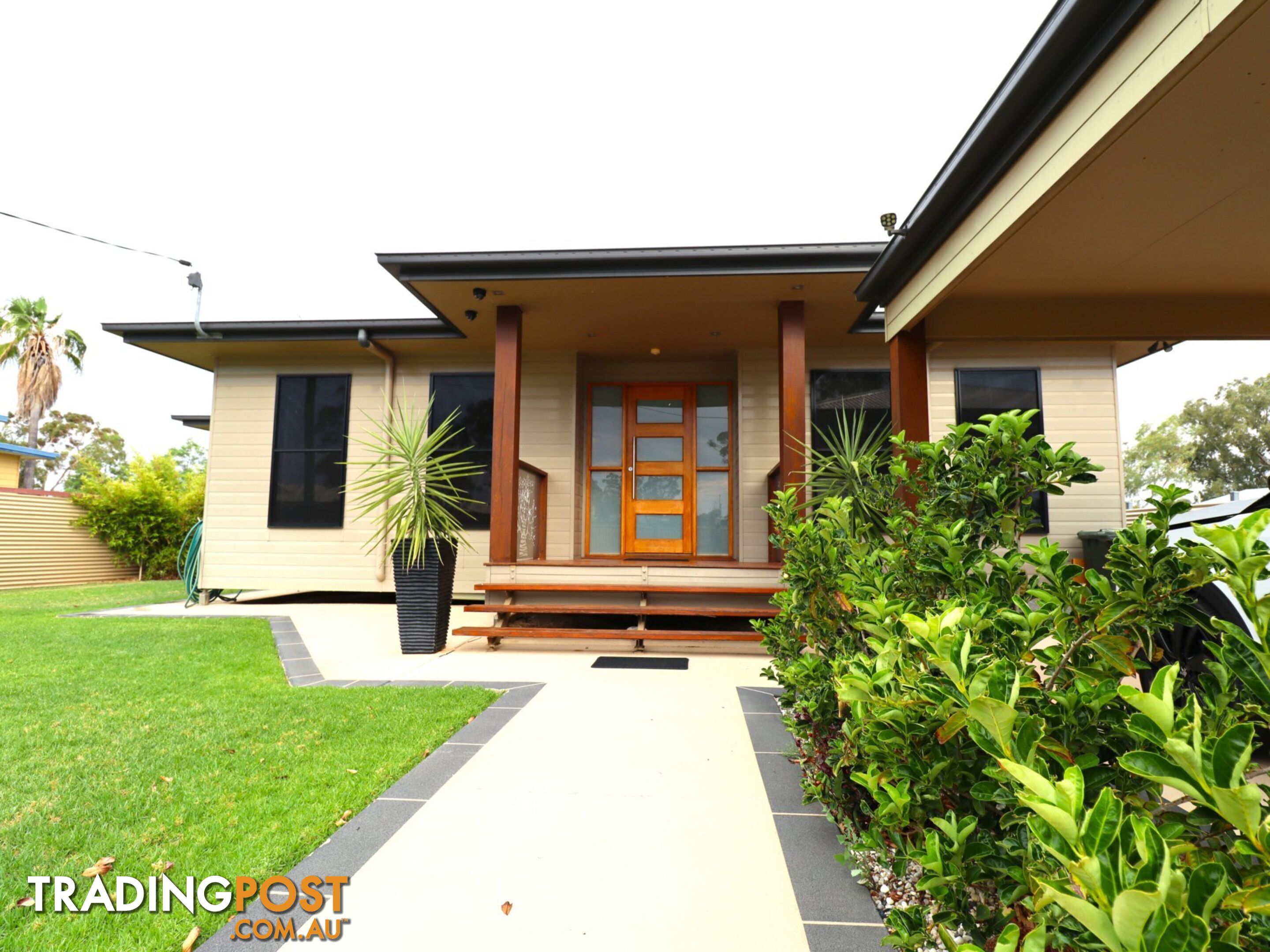 48 Duke Street ROMA QLD 4455