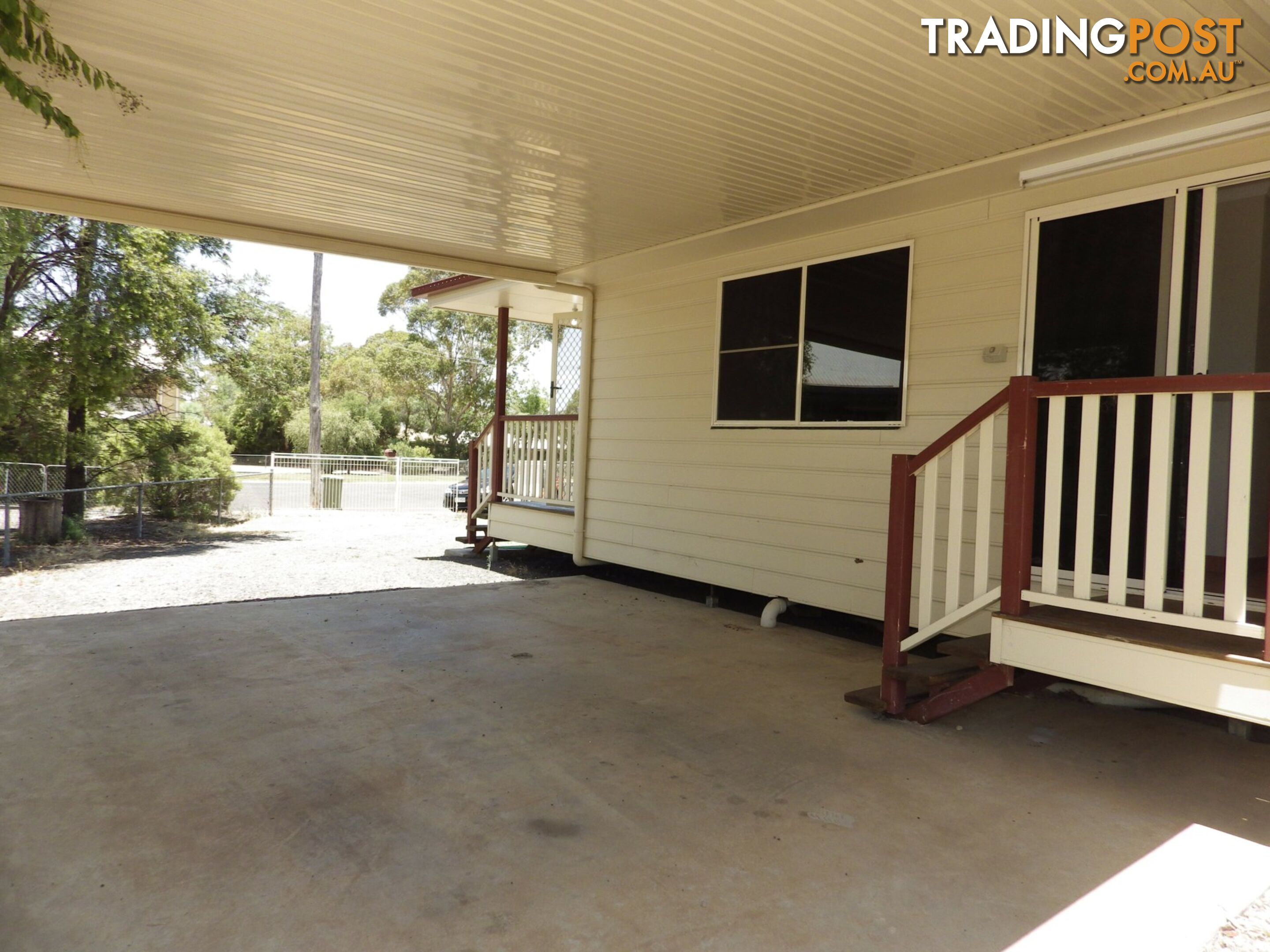 3 Bond Street ROMA QLD 4455