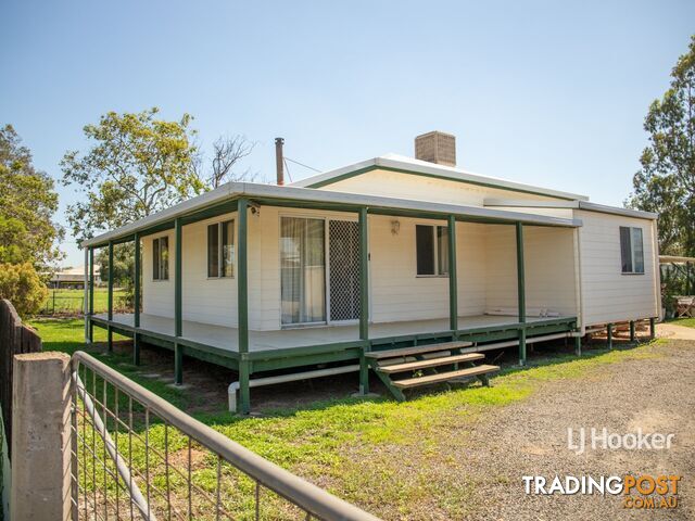 33 High Street WALLUMBILLA QLD 4428