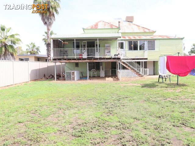 12 Lewis Street ROMA QLD 4455