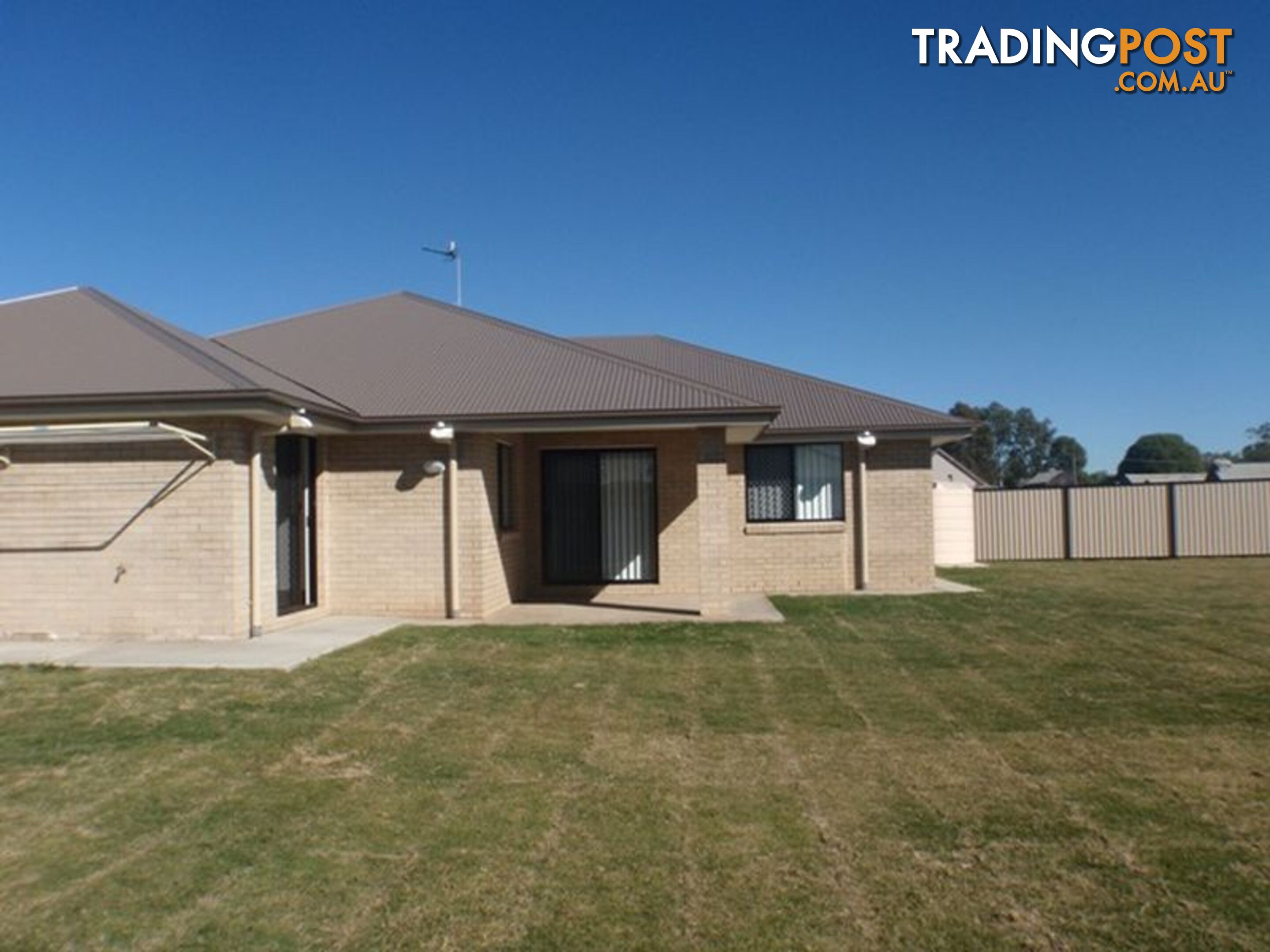 17 Edna Street ROMA QLD 4455