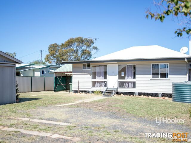 55 Raglan Street ROMA QLD 4455