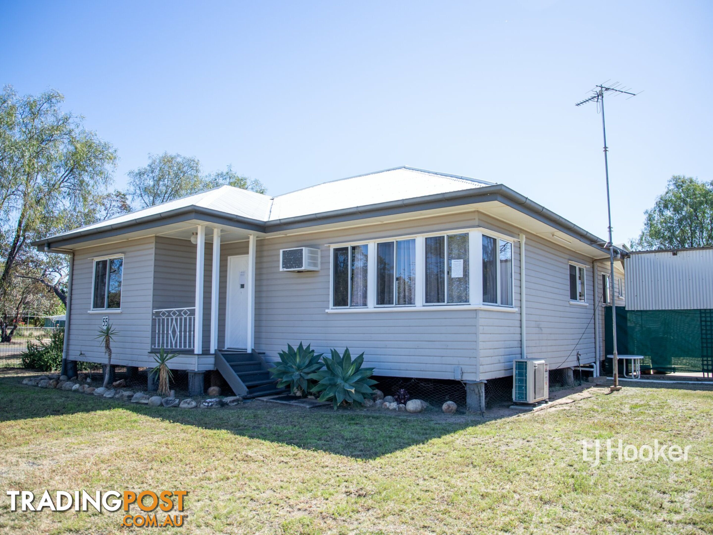 55 Raglan Street ROMA QLD 4455