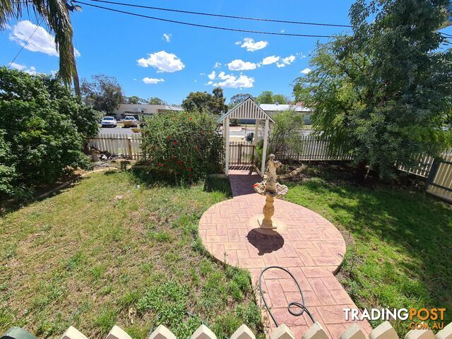 52 Hawthorne Street ROMA QLD 4455