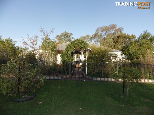 6 Gregory Street ROMA QLD 4455