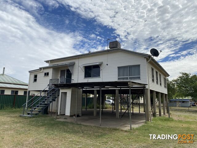 10 Liverpool Street MITCHELL QLD 4465