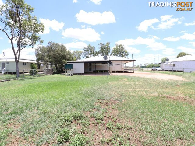 4 Russell Street WALLUMBILLA QLD 4428